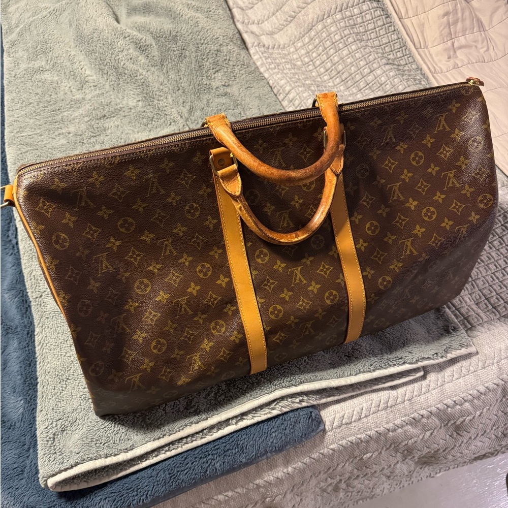 Louis Vuitton Refurbished Keepall 60
